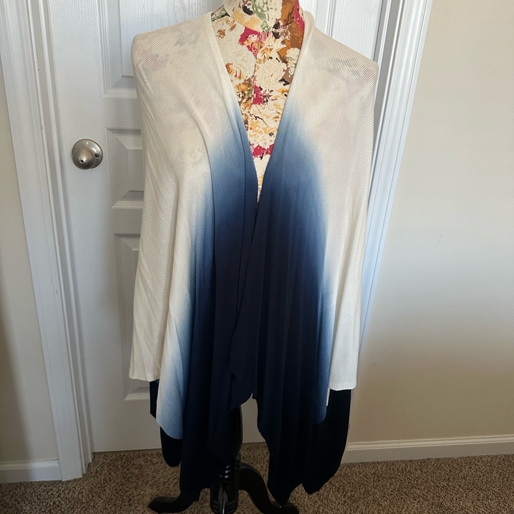 RALPH LAUREN BLUE & WHITE TIE-DYE SHAWL/WRAP